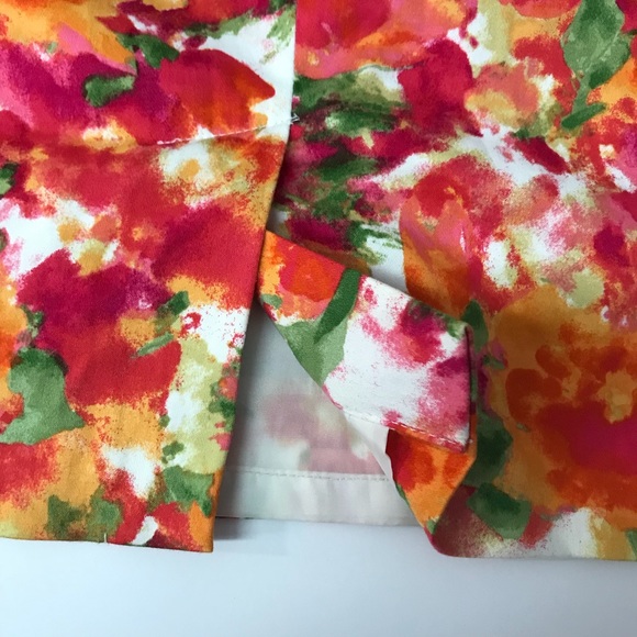 FOREVER 21 Floral Bottom Pencil Skirt Sz 2 - Picture 7 of 7